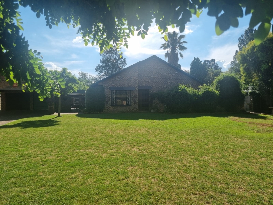 4 Bedroom Property for Sale in Abrahamsrust Free State